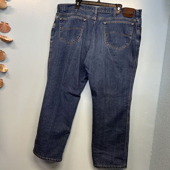 Men LEE Jeans 44x30 Big&Tall Straight Leg Med Wash - Picture 1 of 8